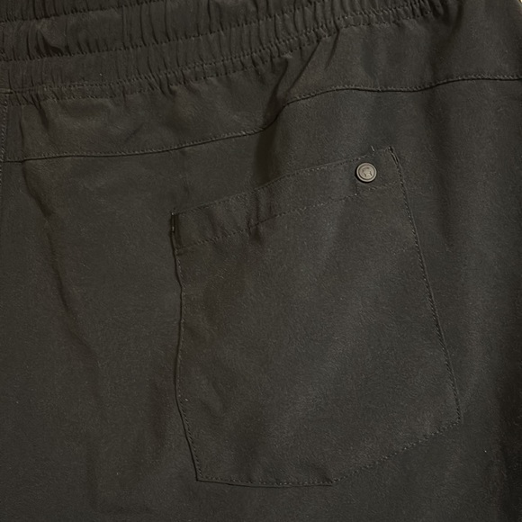Backcountry shorts - Picture 3 of 3
